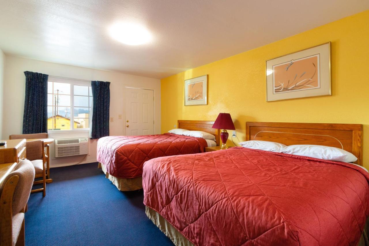 Roseburg Inn Ngoại thất bức ảnh